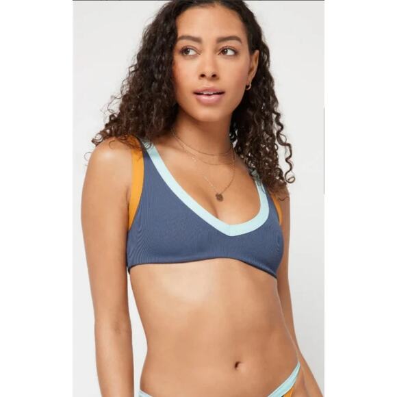 L*Space Lala Bikini Top in Slate Inka Gray Size Small NWT Ribbed - Picture 1 of 5